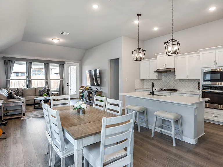 3509 Clara Dr — Photo 8