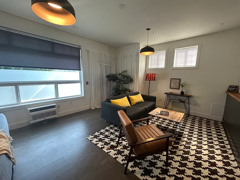 564 Valley St #564 — Photo 8