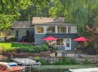 11 Emerald Shore Dr, Lake Tapawingo, MO 64015