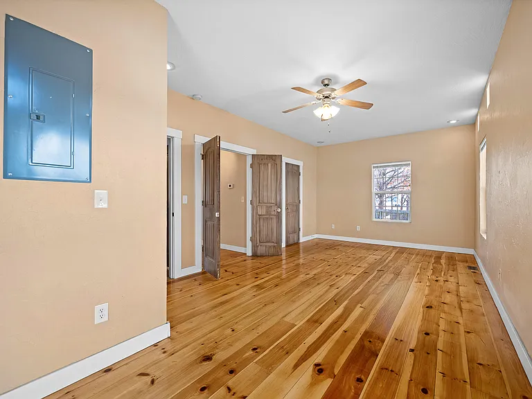 1543 S Tuscany Ct — Photo 13