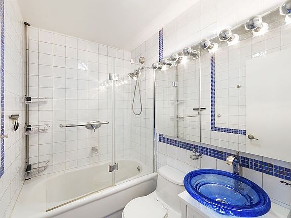 5th image of 120 2nd Ave APT 4C