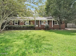 208 Green Meadows Dr, Wilmington, NC 28405
