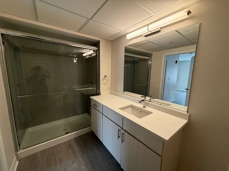 65 W Broad St — Photo 81