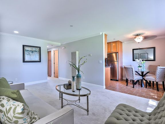 3rd image of 2601 Cortez Dr Unit 5203