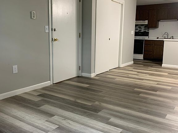 3rd image of 5 Dana Ct APT 23
