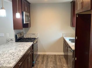 2550 Santa Ana Ave APT D, Costa Mesa, CA 92627