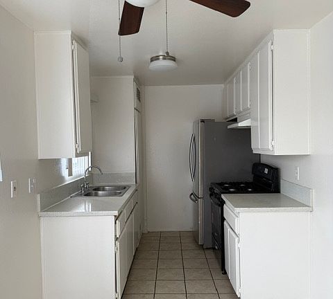 5th image of 5740 Fayette St #203