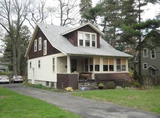 37 Elsmere Ave, Delmar, NY 12054