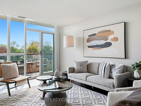 2nd image of 509 Beecroft Rd #307