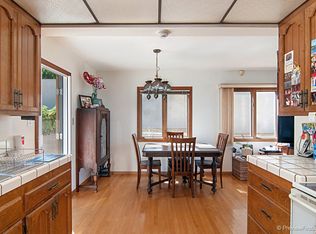 829 Cornish Dr, San Diego, CA 92107