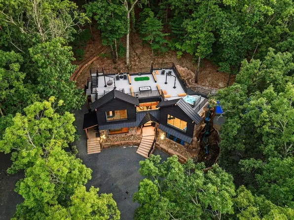 251 Little Creek Ln, Broken Bow, OK 74728