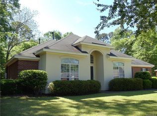 104 Meadowbrook Ct, Prattville, AL 36066