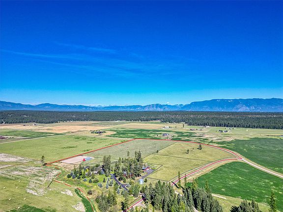 3rd image of 1212 Spring Prairie Ranch Rd