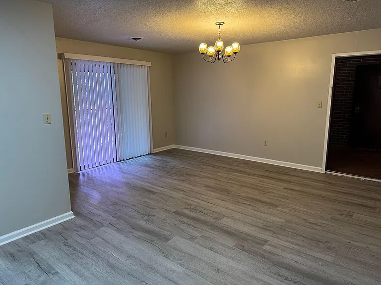 45 Vera Dr #9 — Photo 7