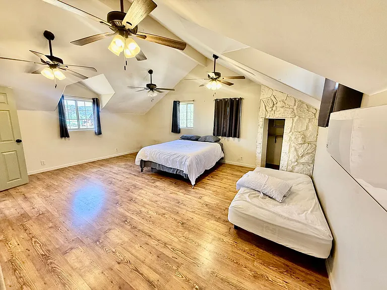 1404 N Rome Way — Photo 30