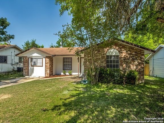 3rd image of 4406 Hickory Hill Dr