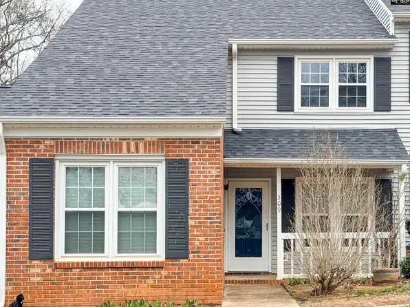 309 Tradd St, Mauldin, SC 29662