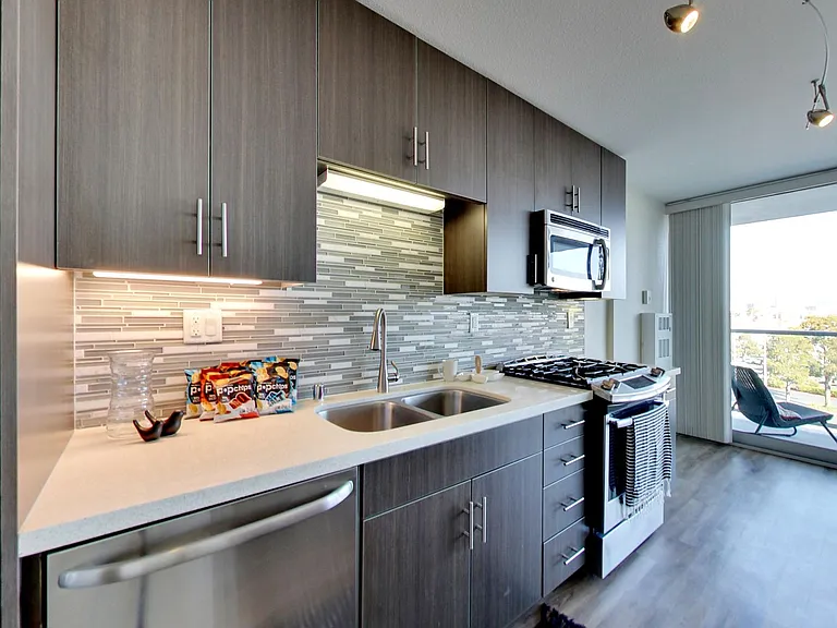 Panomar Luxury Apartments — Photo 54