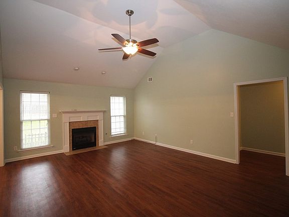4th image of 214 Crown Heights Way