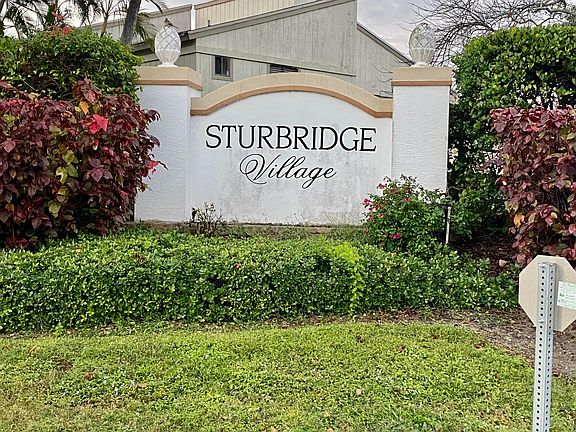 2nd image of 11995 Sturbridge Lane