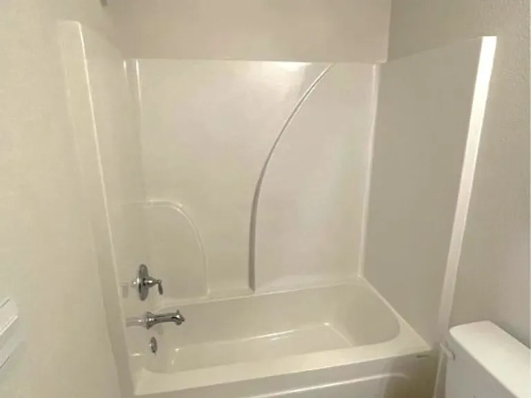 1227 Fairchild Village Dr — Photo 18