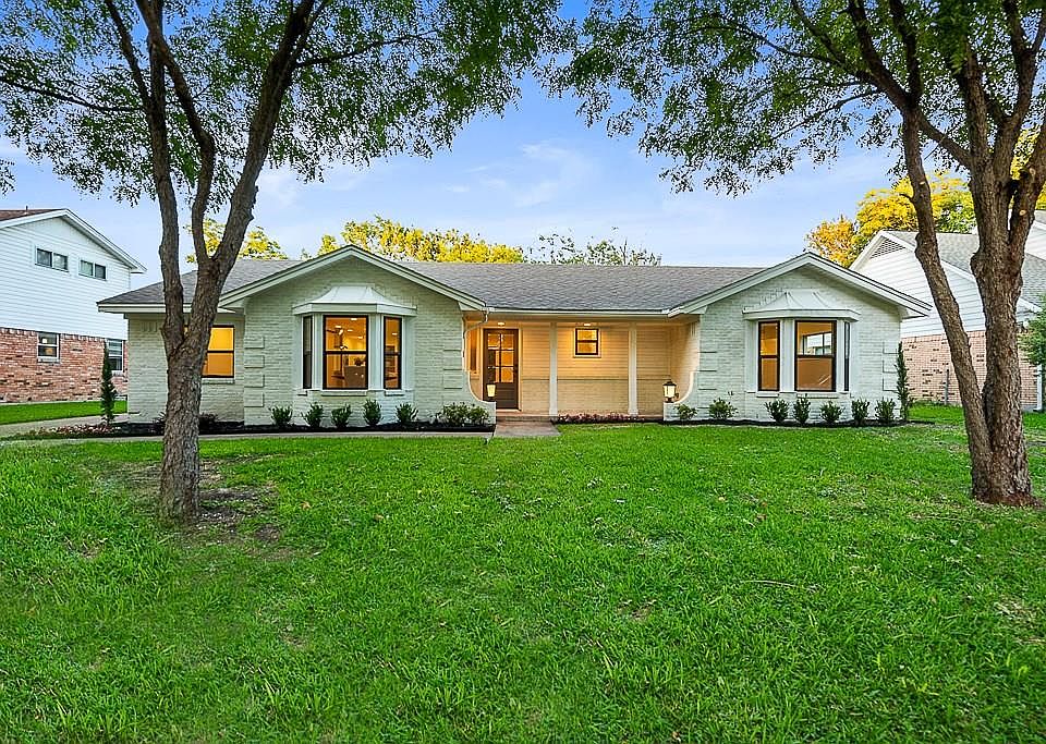 1st image of 2670 Heatherwood Dr