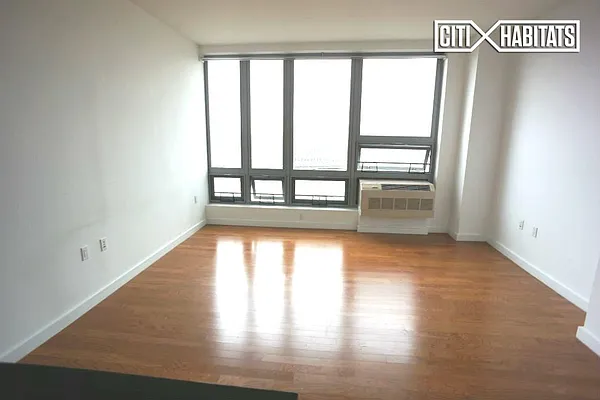 Rented by Citi Habitats | media 18