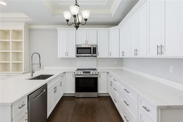 3410 Lowerline St — Photo 13