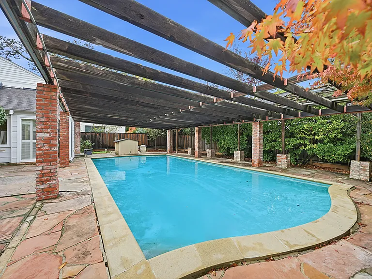 20 Kent Pl — Photo 68