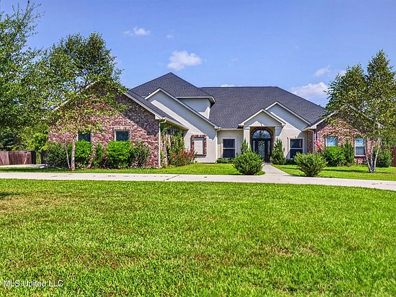 3rd image of 12244 E Pointe Dr