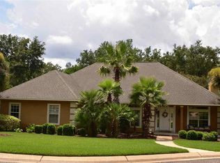 3411 Oakmont Dr, Pensacola, FL 32503