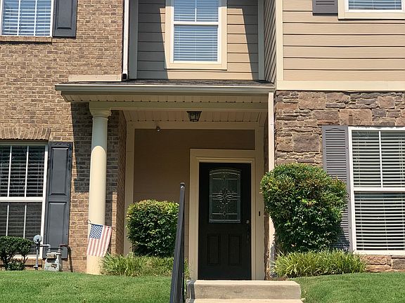 2nd image of 109 Golden Rod Ln