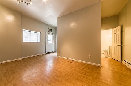 5th image of 119 S 22nd St