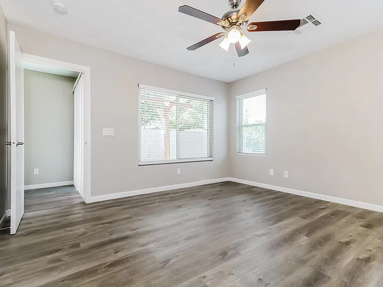 15550 N Ulrich Way — Photo 10