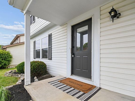 2nd image of 761 Old Forest Ct