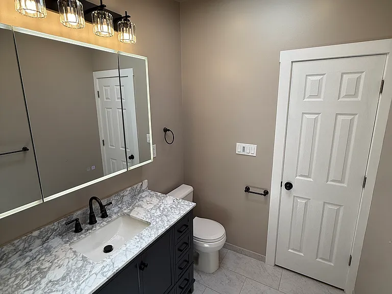 62 Ivy St #A — Photo 11