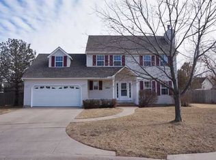2627 N Beacon Hill Ct, Wichita, KS 67220