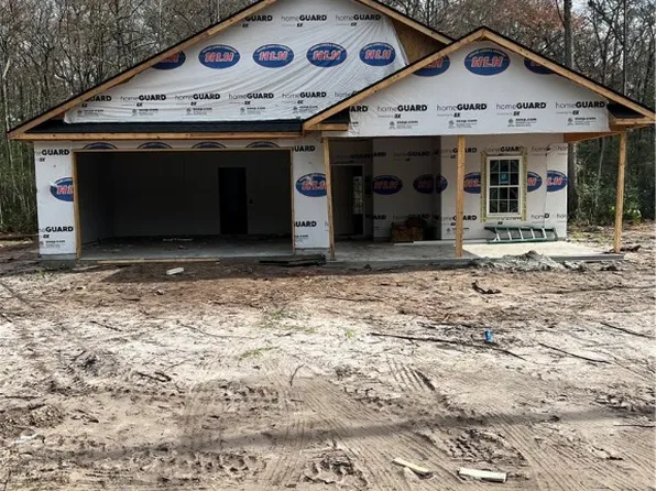 1218 Market St, Darien, GA 31305