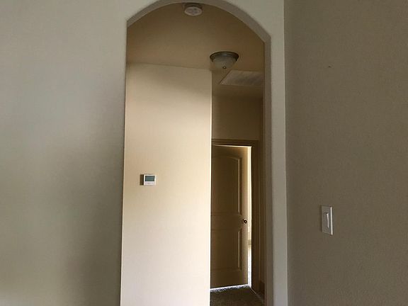 3rd image of 1413 River Trail Dr