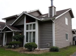 230 Clinton St, Lowell, IN 46356