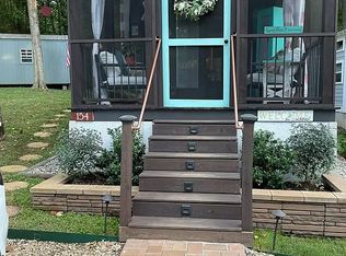 154 Lake Walk Dr, Greer, SC 29651