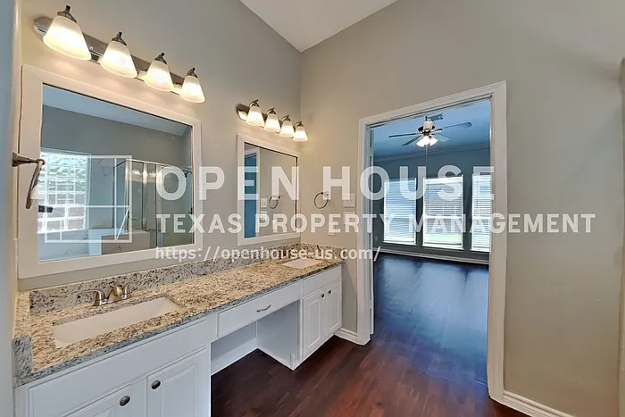 18414 Polo Meadow Dr — Photo 11