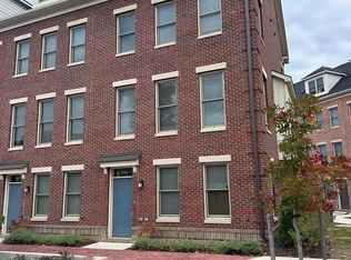 946 Heights Aly SE, Washington, DC