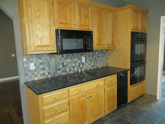 5000 N Jefferson St — Photo 4