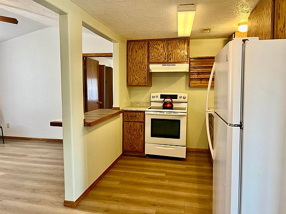 3rd image of 2519 5th St