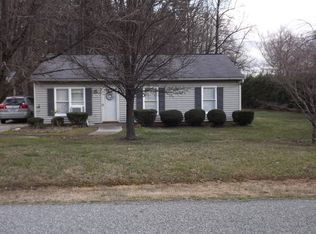 3798 Walnut Ridge Dr, Walkertown, NC 27051