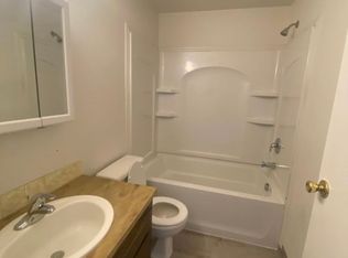 517 N 27th Ave #A-b, Yakima, WA 98902