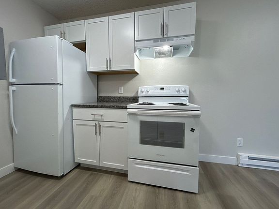 5th image of 906 E E St #902