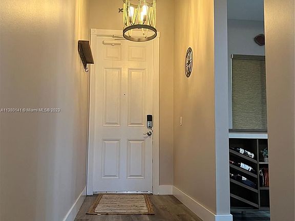 2nd image of 37 Harbour Isle Dr E Unit 206