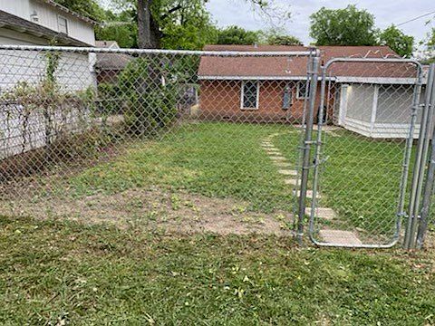 2nd image of 1006 Harlandale Ave